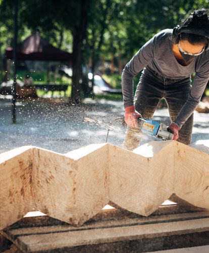 Simposio di scultura in legno