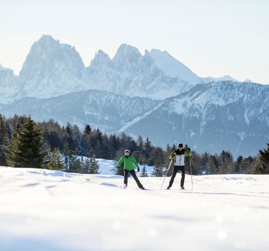 klausen-villanderer-alm-winter-langlaufen-alex-filz