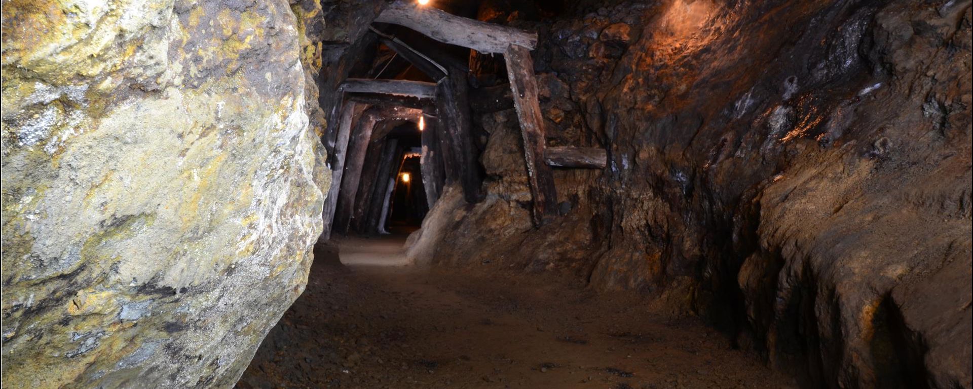 Ein Stollen im Bergwerk Villanders