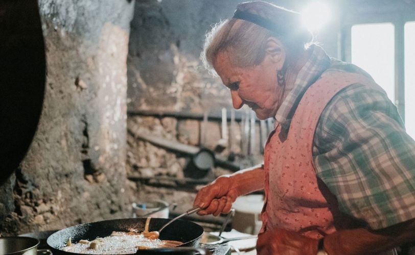 Adelheid prepara gli Strauben