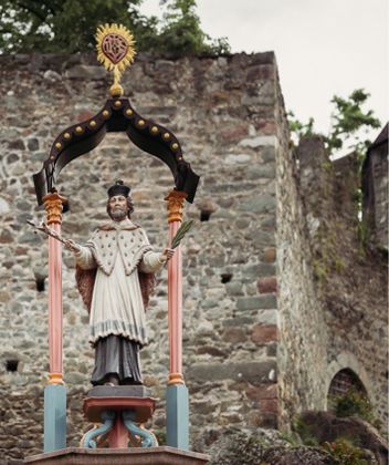 Statua di San Giovanni Nepomuceno a Gudon