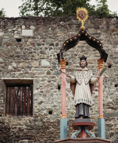 Statua di San Giovanni Nepomuceno a Gudon