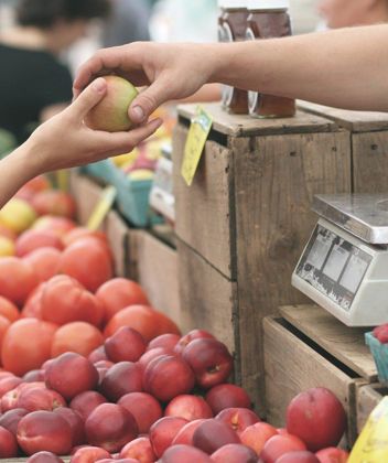 Apples at the farm market