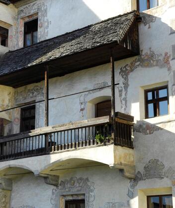 Un balcone di Castel Velturno