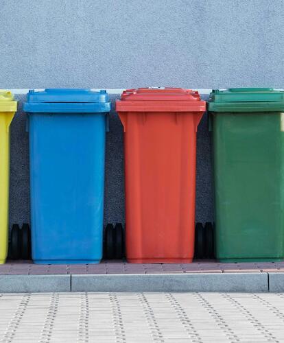 pawel-czerwinski-rkisyd-avvc-unsplash