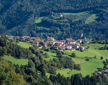 Blick auf Verdings im Sommer