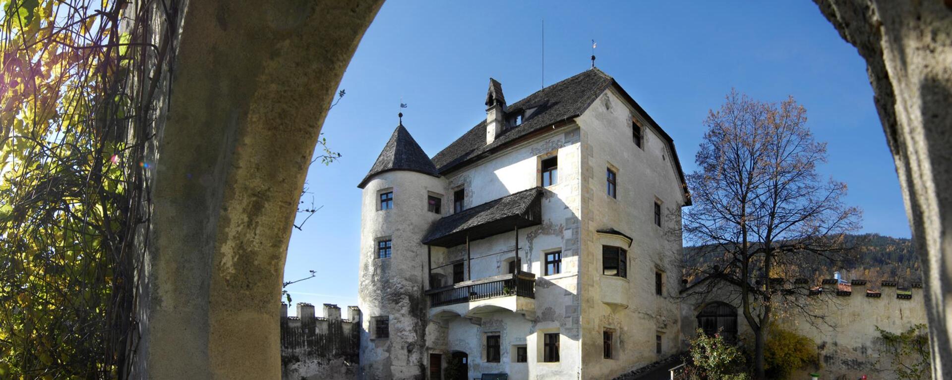 Velthurns Castle